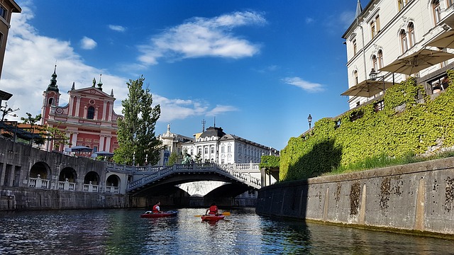 السياحة في سلوفينيا بلد الوديان والأنهار والكهوف