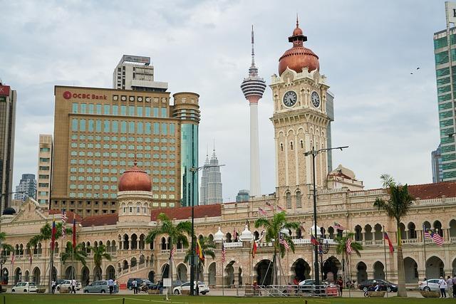 مجالات وفرص العمل المتاحة في ماليزيا للأجانب