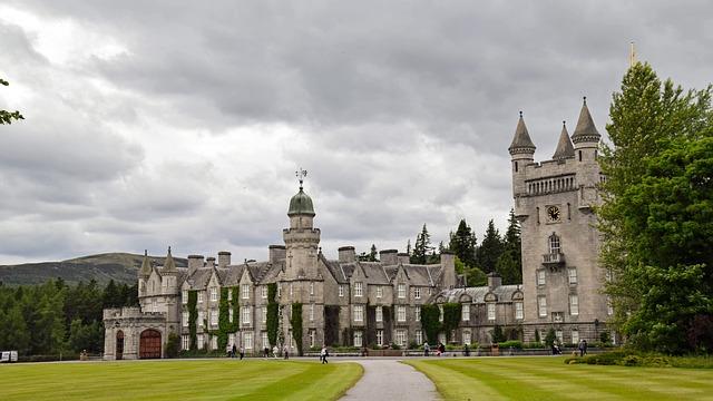 العمل والدراسة في إسكتلندا والحصول علي الإقامة وتأشيرة إسكتلندا